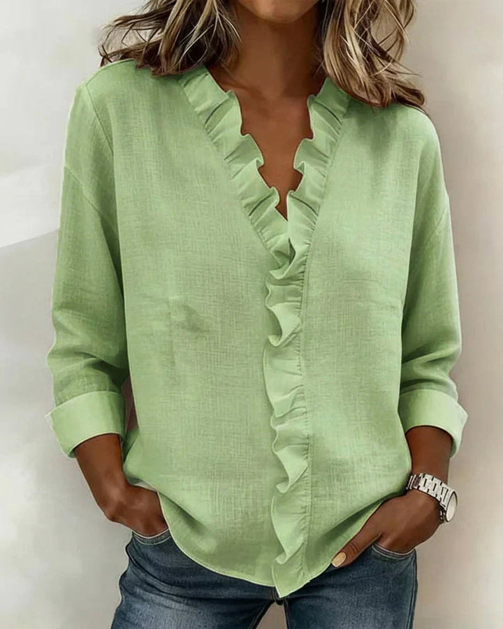 Ciara™ | Blusa con escote en V y delicados volantes