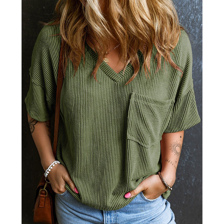 Blusa premium de manga corta con escote en V