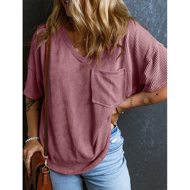 Blusa premium de manga corta con escote en V