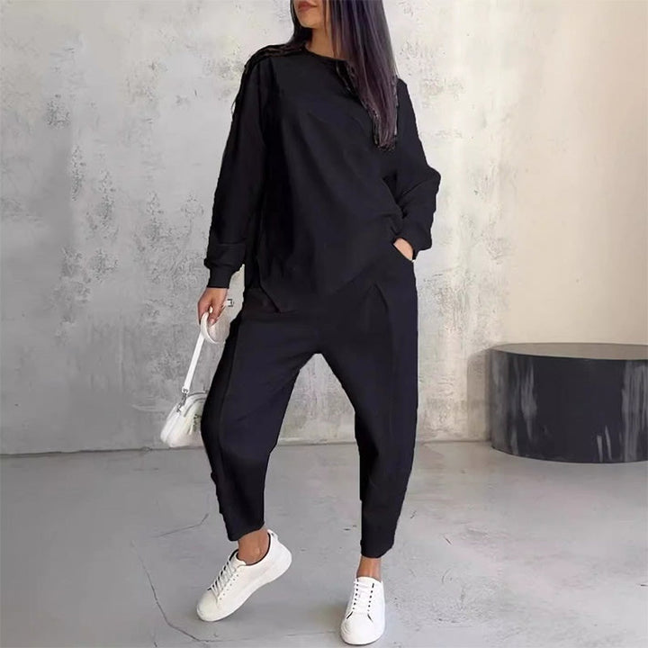Conjunto de dos piezas para mujer: sudadera de manga larga con bajo asimétrico y pantalón.